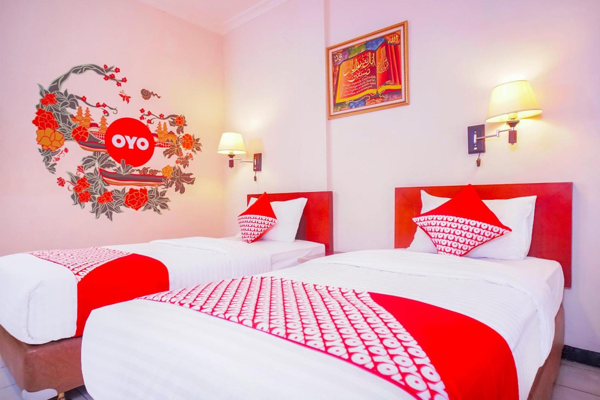 Capital O 142 Hotel Al Furqon Syariah Palembang Exterior photo